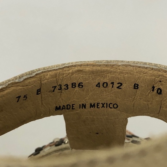 Frye Size 7.5 Joy Studded Bone T-Strap Sandals - Picture 6 of 6